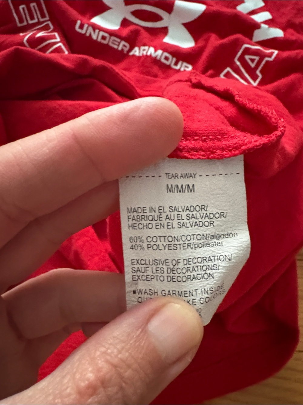 Under Armour Men’s Red Philadelphia Pennsylvania Logo Tee - Picture 6 of 6